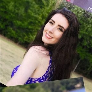 Meet your Posher, Lacey